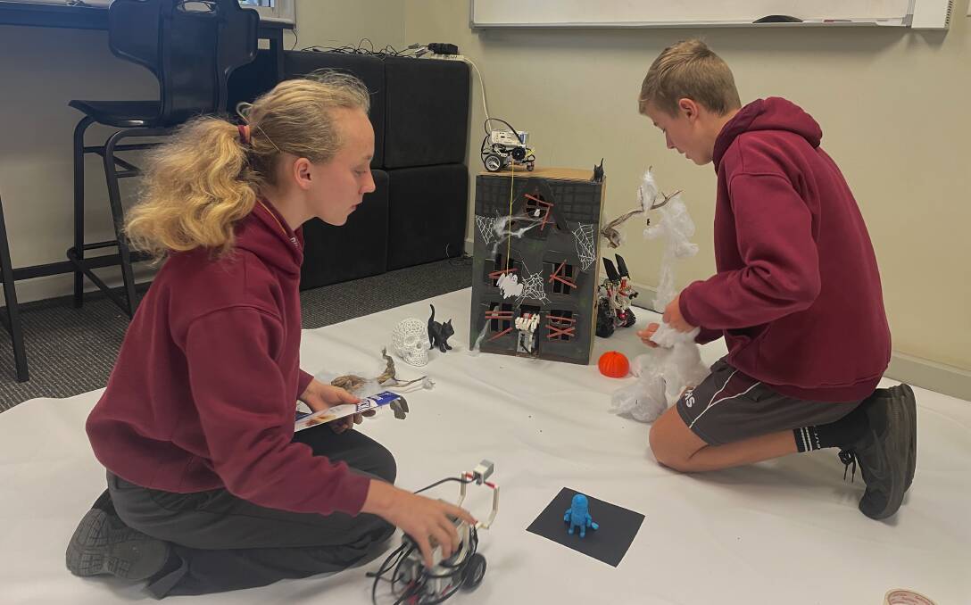 Isla Briggs and Blake Chant have won the Hunter Robocup jnr competition