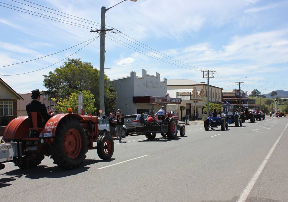 The Festival's gala street parade on the Saturday featured a procession of vintage tractors.