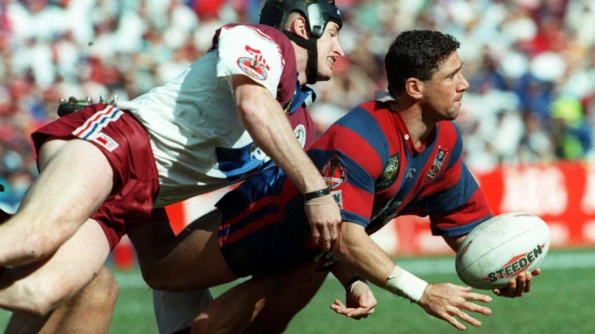 Former Newcastle Knights fullback Robbie O'Davis, 44,  will be lining up for Gloucester Magpies.