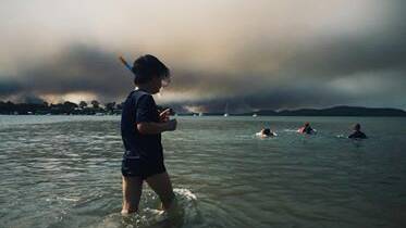 Hunter bushfires day two