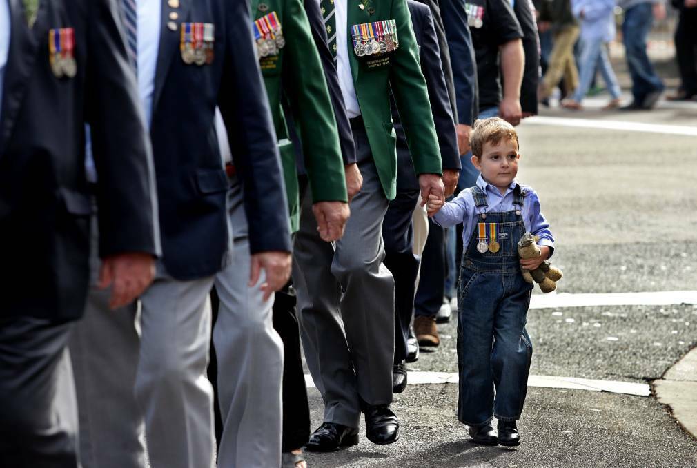 As we prepare for Anzac Day 2017, we take you back to the ceremonies throughout the years.