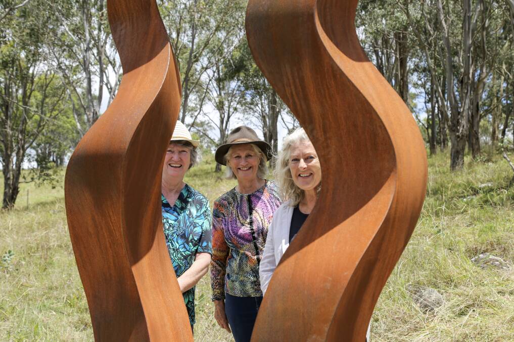 NEW FEATURE: Dungog Common chair Kate Murphy, Sculpture on the Farm chair Philippa Graham and artist Jen Mallinson with Sowelu Two. Picture: Ellie-Marie Watts
