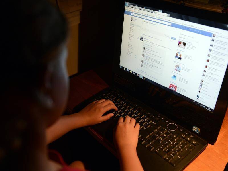 A study shows internet addiction in teens leads to difficulty in being able to regulate emotions.
