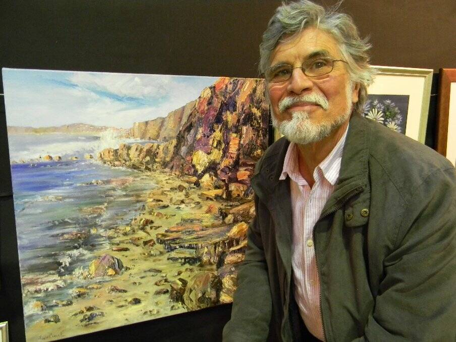 Judge Dr Ken Stone with the winning painting
